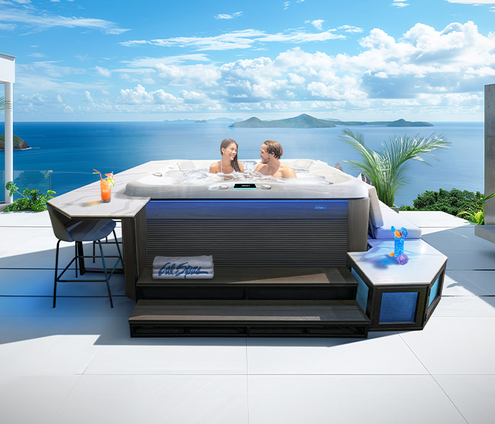 Calspas hot tub being used in a family setting - Miami Beach